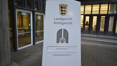 Das Schöffengericht am Amtsgericht Baden-Baden hat einen 36-Jährigen wegen sexueller Nötigung zu einer Gefängnisstrafe verurteilt.