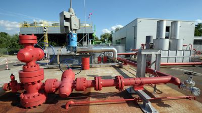  Das Geothermiekraftwerk in Landau, aufgenommen am 05.07.2010. 