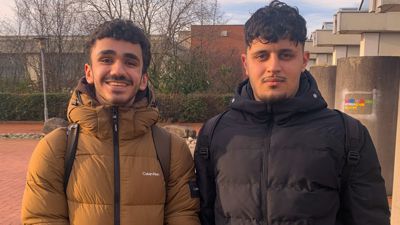 Mustafa Hussein aus dem Irak (links) und Mohamad El Tarchan aus Syrien stehen am Acherner Gymnasium kurz vor ihren Abi-Prüfungen. Und sind damit bei Weitem nicht die einzigen Schüler mit Migrationshintergrund. 