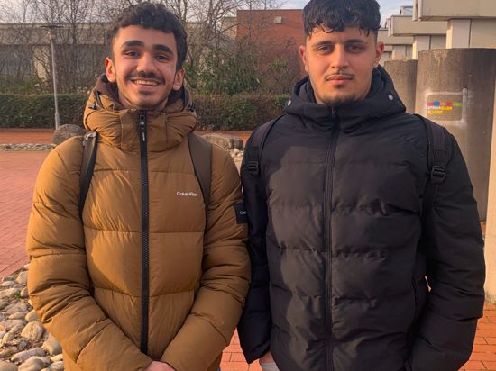 Mustafa Hussein aus dem Irak (links) und Mohamad El Tarchan aus Syrien stehen am Acherner Gymnasium kurz vor ihren Abi-Prüfungen. Und sind damit bei Weitem nicht die einzigen Schüler mit Migrationshintergrund. 