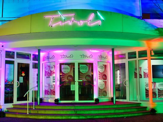 Eine Instanz: Das Kommunale Kino Tivoli Achern, hier bei der bundesweiten Aktion „Kino leuchtet. Für dich“. Die Gentle Minions sind indes noch nicht aufgetaucht. 