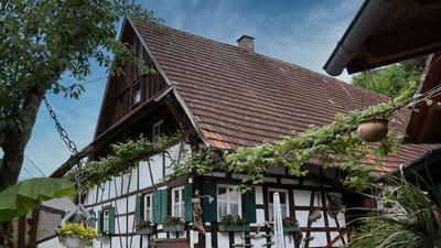 Alte Häuser Serie - Benzmühle mit Fachwerkhaus von 1550 in Ottenhöfen-Furschenbach