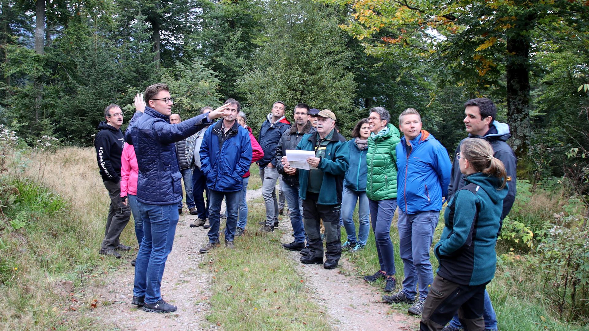 Waldbegehung Gemeinde Sasbach zu Standort für ein Windrad