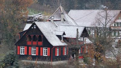 Alte Häuser Serie - Haus Felseneck in Sasbachwalden - Hier wurde der Großvater von Bertolt Brecht geboren 