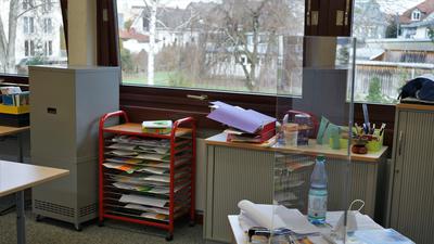 Luftfilter im Einsatz in der Bischweirer Grundschule. 
