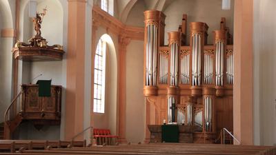 Ein Gotteshaus ohne feste Gemeinde: Ob die Pfarrstelle in der evangelischen Stadtkirche erhalten bleibt, ist sehr fraglich. 