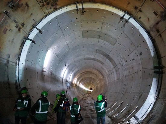 Blick in die neue Tunnelröhre des Rastatter Bahntunnels.