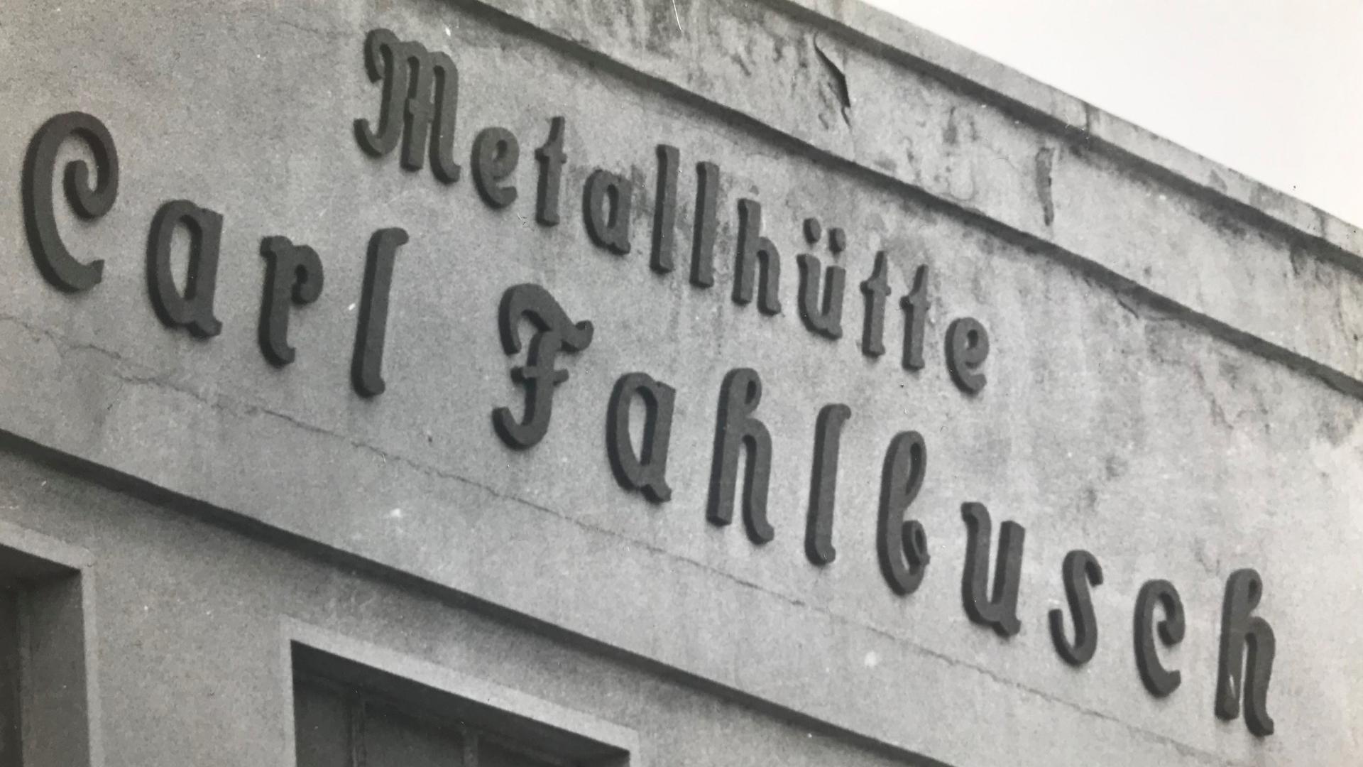 Bundesweit bekannt: Der Firma „Metallhütte Carl Fahlbusch“ wird in den 1980er Jahren Namensgeber für einen der größten Umweltskandale in Deutschland. 