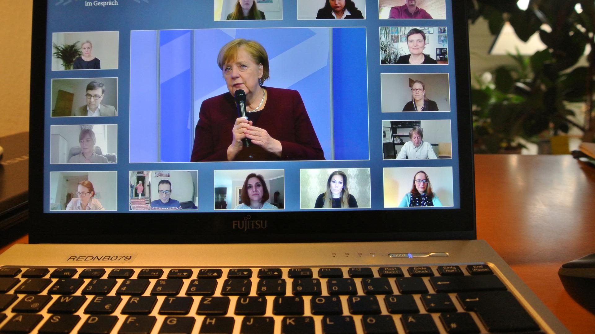 Im Gespräch, Liveschalte, Merkel