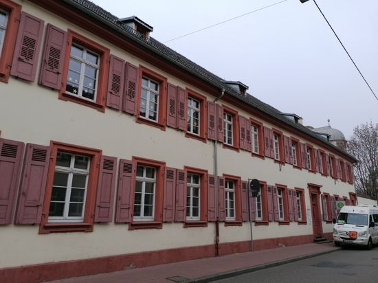 Stammgebäude der Pestalozzi-Schule Rastatt in der Herrenstraße 19