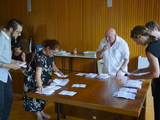Nächste Runde: In zwei Wochen findet in Durmersheim der zweite Wahlgang statt. Die Wahlhelfer müssen dann noch einmal Stimmen auszählen. 