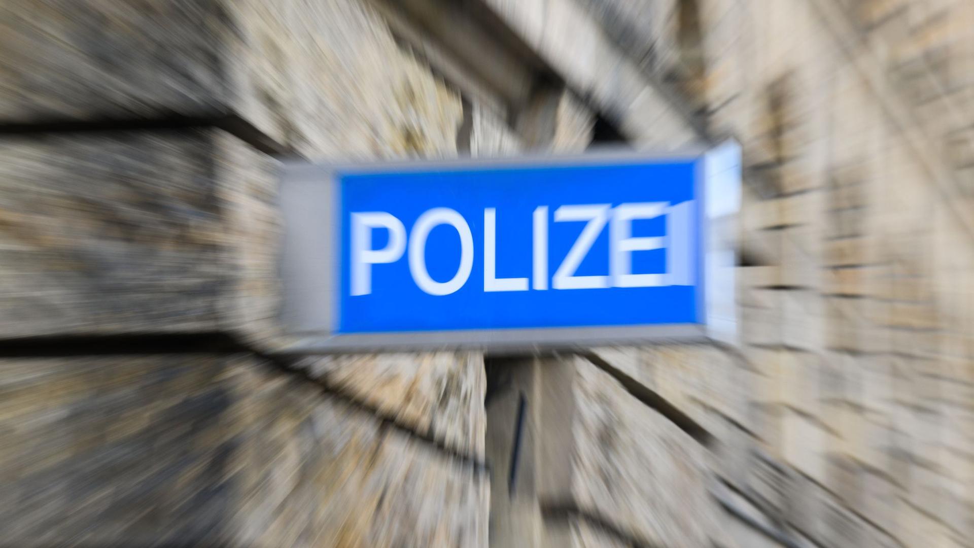 Die Polizei ermittelt im Fall zweier toter Männer in Hamm. (Symbolbild)