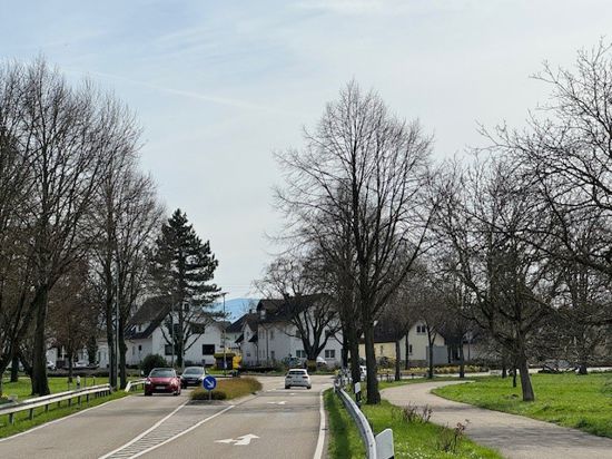 Ortseinfahrt Wintersdorf. 