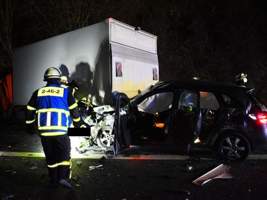 Unfall zwischen Karlsruhe und Stuttgart: Auf der Höhe von Pforzheim waren gleich mehre Fahrzeuge, die Richtung Suttgart unterwegs waren, in einen Unfall verwickelt. 