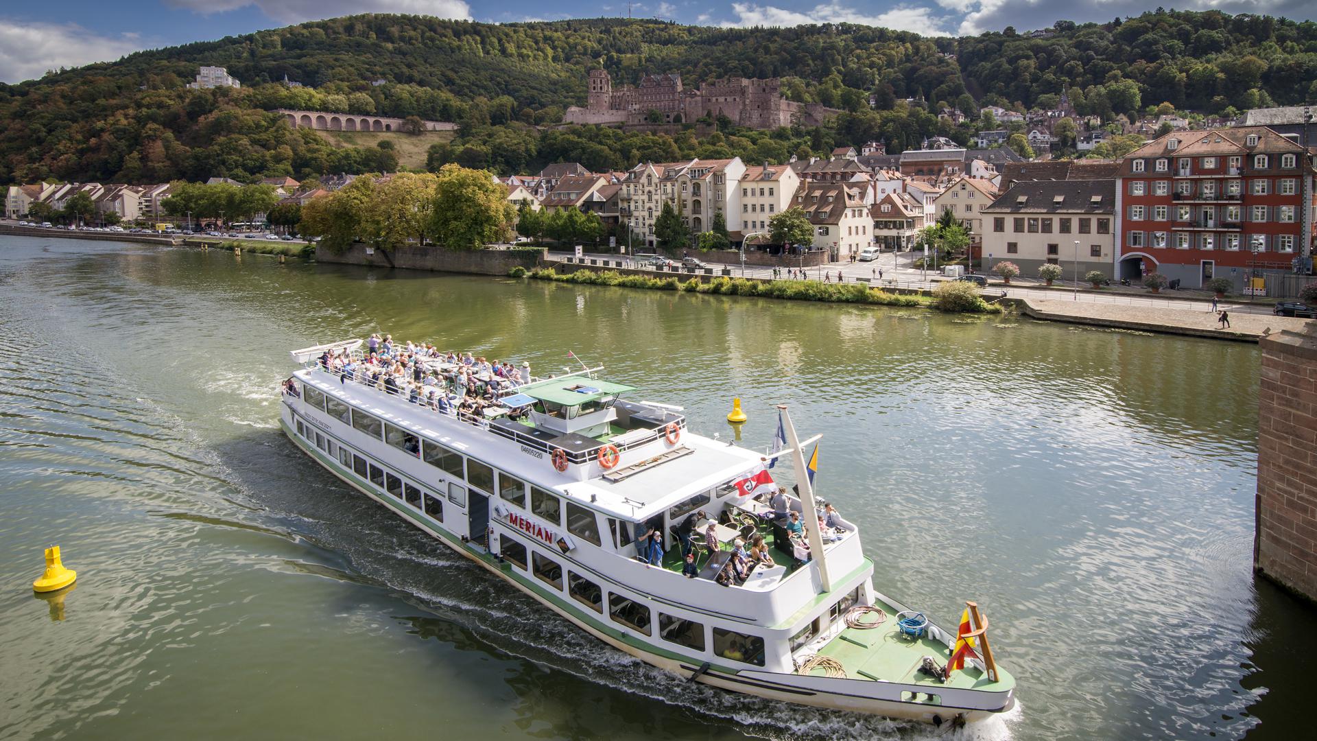 Schifffahrt auf dem Neckar