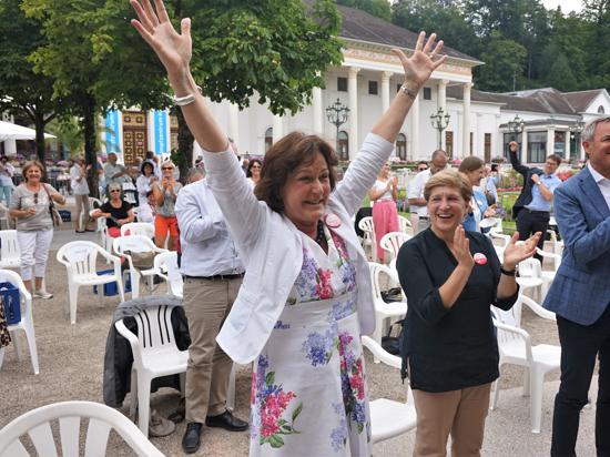 Erfolg mit langem Anlauf: 15 Jahre nach Projektbeginn dürfen die Baden-Badener um Oberbürgermeisterin Margret Mergen endlich jubeln.