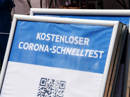 Getestet ist schnell: So mancher Betreiber mag das Geschäft mit den Corona-Schnelltests für sich entdeckt haben, um sich zu bereichern. Bis zu 18 Euro erhalten diese vom Staat pro ausgeführtem Test.