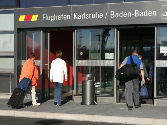 Auf dem Prüfstand: Die Stuttgarter Gemeinderatsfraktion der Grünen stellt Überlegungen an, ob die Stadt ihre Beteiligung am Baden-Airpark aufgeben soll.