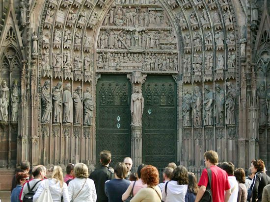 Die Westfassade des Straßburger Münsters