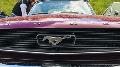 ein Ford Mustang, Baujahr 1966, mit 200 PS