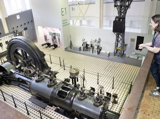 Fast als wäre man dort: Bei der 360-Grad-Tour durch das Technoseum in Mannheim kann der Online-Besucher auch diese Dampfmaschine 1908 von besichtigen. 