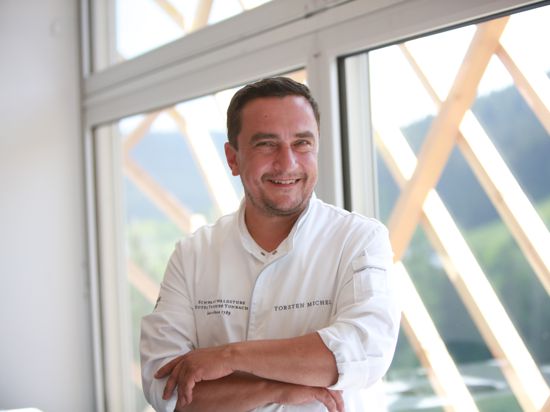 In dem „Zuhause auf Zeit“ erreichte Küchenchef Torsten Michel die Top-Bewertung – ab 2022 will er dann in der frisch errichteten Schwarzwaldstube kochen.