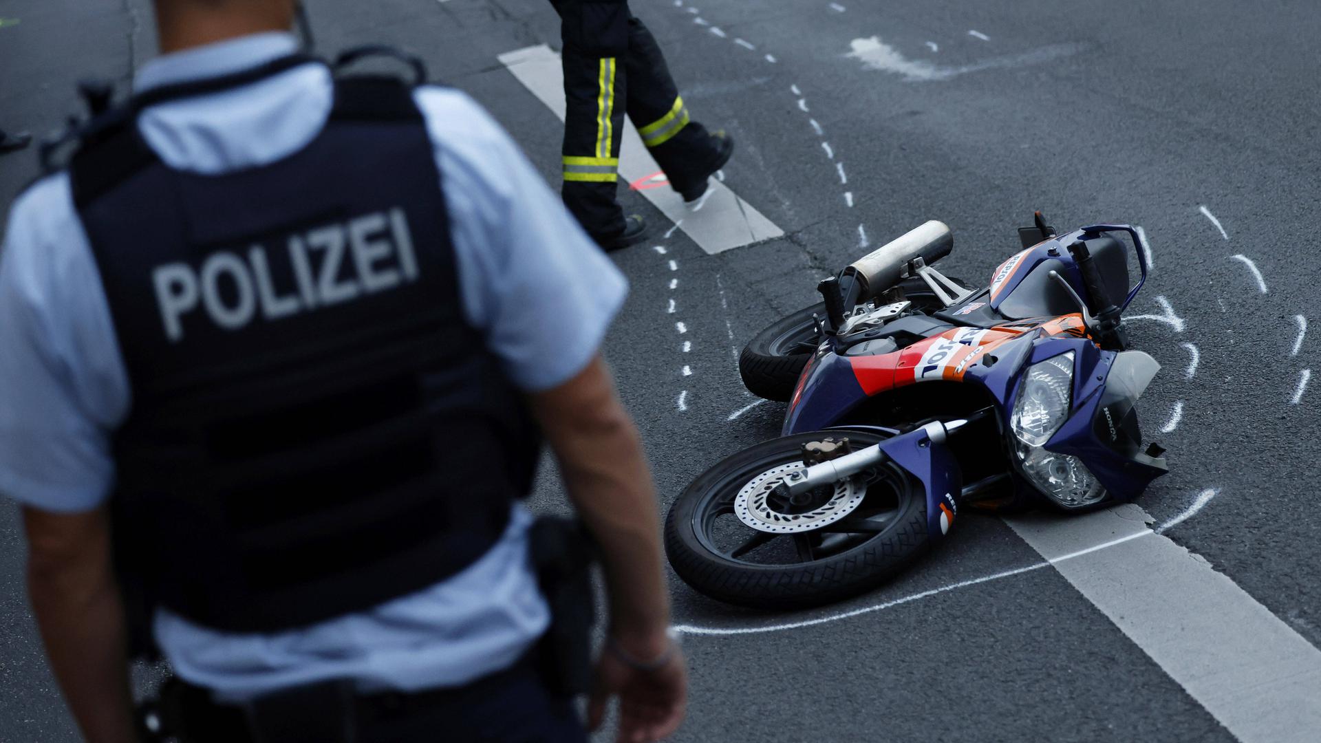 Kontrolle verloren: Im ersten Halbjahr 2022 sind in Baden-Württemberg 23 Biker tödlich verunglückt. Unfallursache ist oft eine zu hohe Geschwindigkeit.