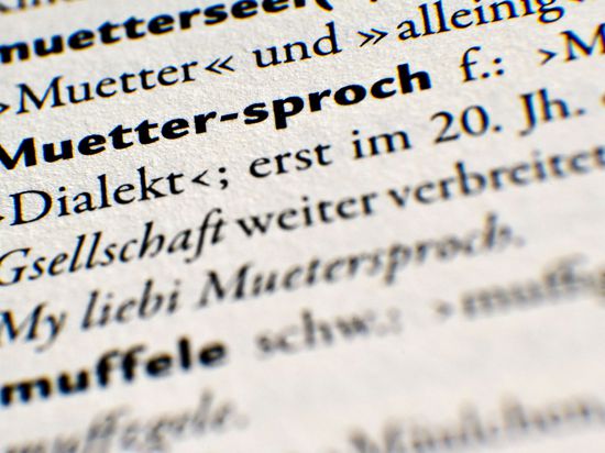 „Muettersproch“ (Muttersprache) ist in einem alemannischen Wörterbuch zu lesen.