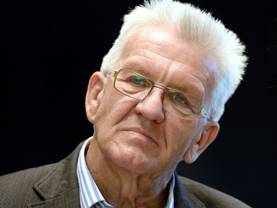 Der baden-württembergische Ministerpräsident Winfried Kretschmann (Bündnis 90/Die Grünen) spricht.
