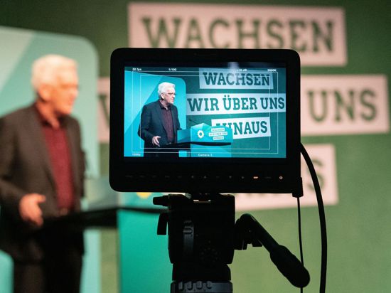 Baden-Württembergs Ministerpräsident Winfried Kretschmann spricht bei der digitalen Landesdelegiertenkonferenz der Grünen.