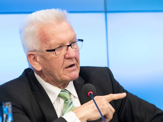 Ministerpräsident Winfried Kretschmann wird eine wichtige Rolle bei den Koalitionsverhandlungen übernehmen. Allerdings gibt es keinen Grund, seine Rolle zu überhöhen, das tut er selbst auch nicht.