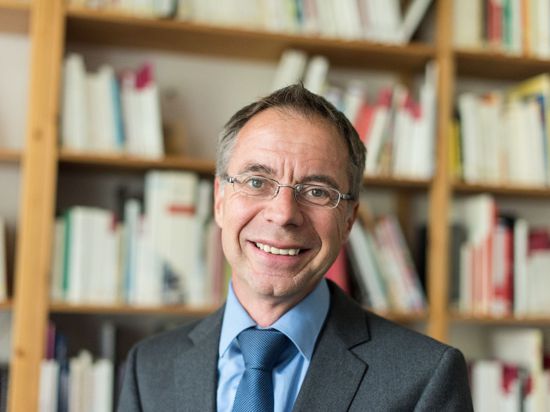 Der Freiburger Politikwissenschaftler Michael Wehner.