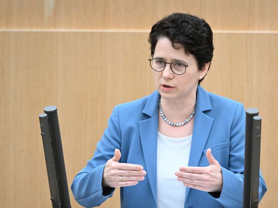 Marion Gentges (CDU), Justizministerin von Baden-Württemberg, spricht.