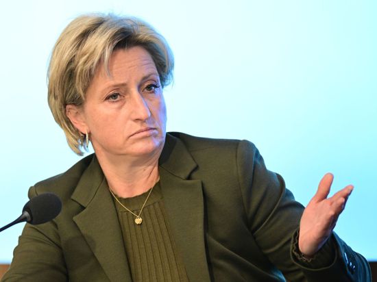 Nicole Hoffmeister-Kraut (CDU), Wirtschaftsministerin von Baden-Württemberg, spricht.