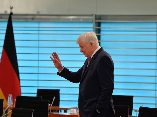 Bundesinnenminister Horst Seehofer (CSU) will Bundespolizisten vorerst nicht mehr nach Berlin zu Einsätzen schicken.