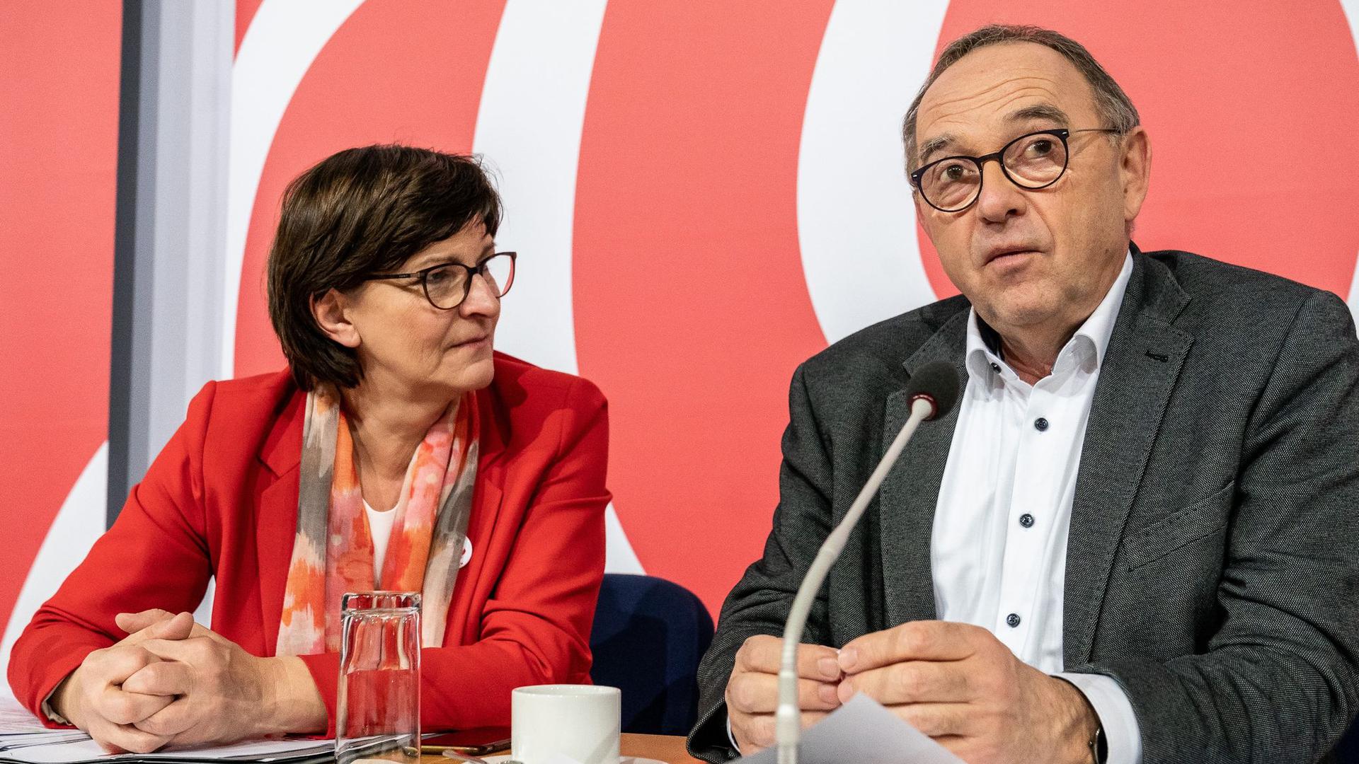 Die SPD-Doppelspitze: Saskia Esken und Norbert Walter-Borjans.