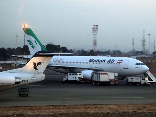 Ein Flugzeug der iranischen Fluggesellschaft Mahan Air musste notlanden.