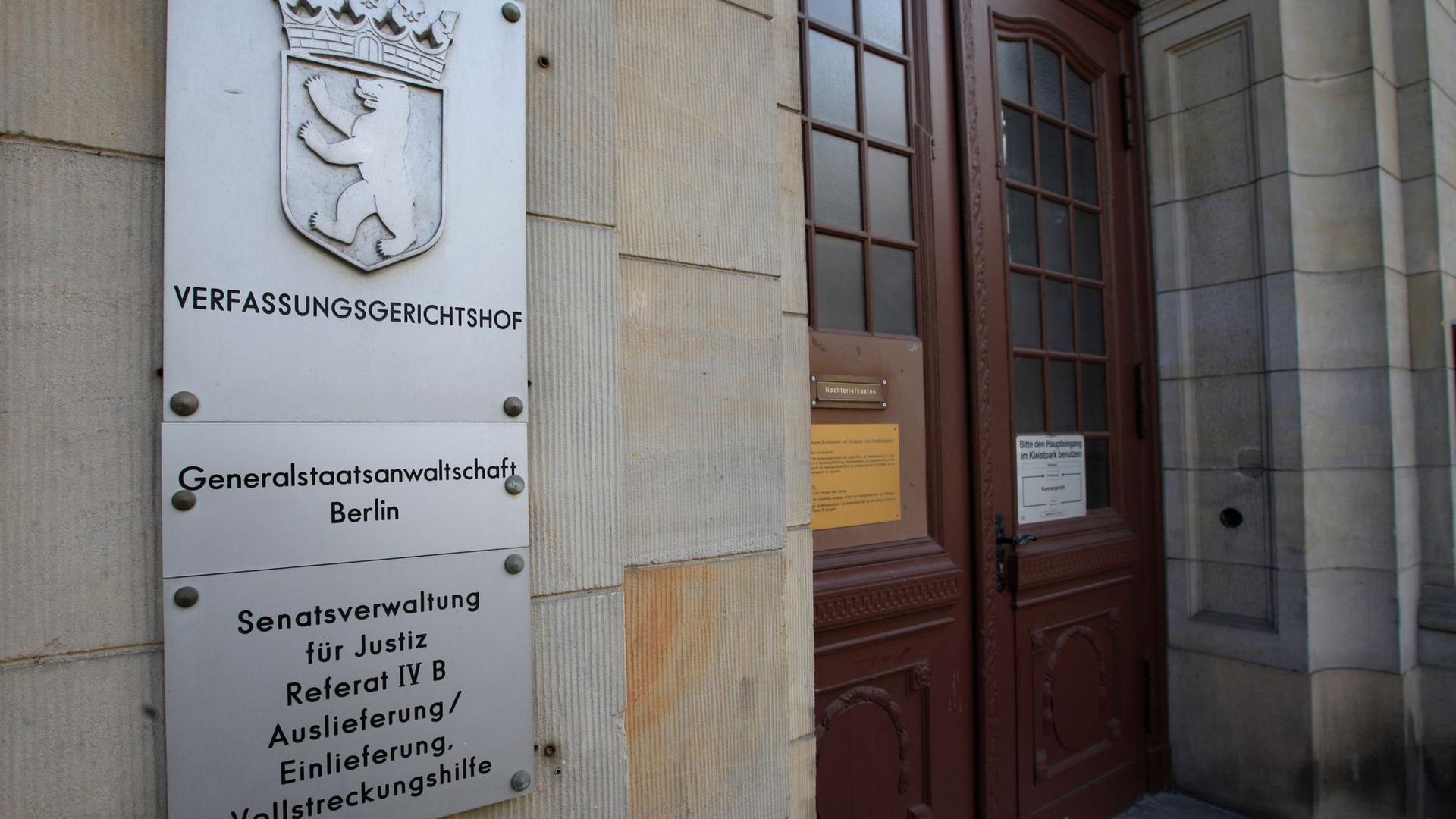 Auch auf Bundesebene wächst die Besorgnis, dass es in der Berliner Justiz an der nötigen Unabhängigkeit mangeln könnte.