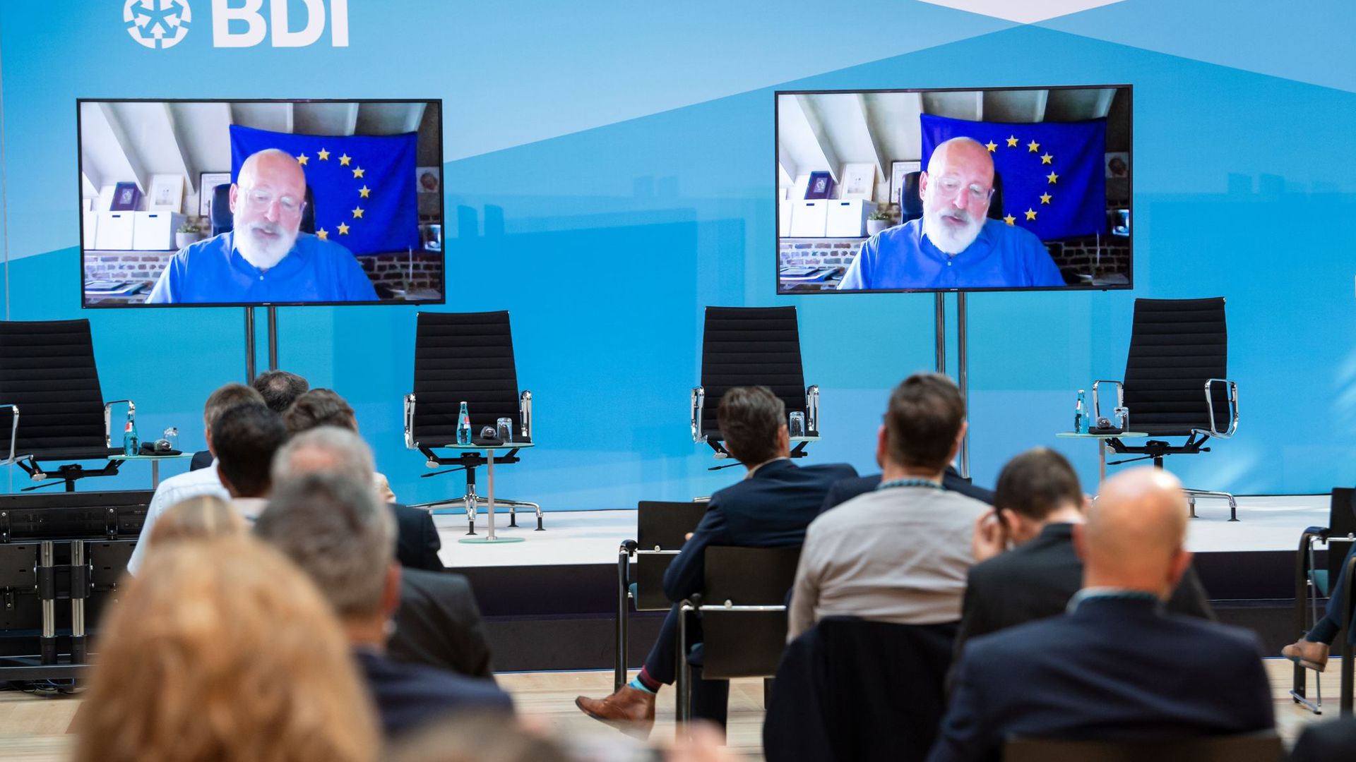 Frans Timmermans, geschäftsführender Vizepräsident und Kommissar für Klimaschutz in der EU-Kommission, ist beim Klimakongress des Bundesverbands der Deutschen Industrie (BDI) per Video zugeschaltet.