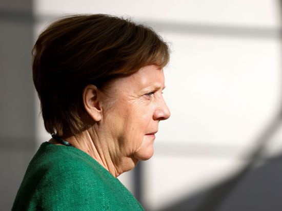 Kanzlerin Angela Merkel empfängt heute die Bildungsminister aus Bund und Länder und die SPD-Chefin Saskia Esken.