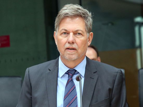 Christof Gramm, Präsident des Militärischen Abschirmdienstes (MAD), wird abgelöst.