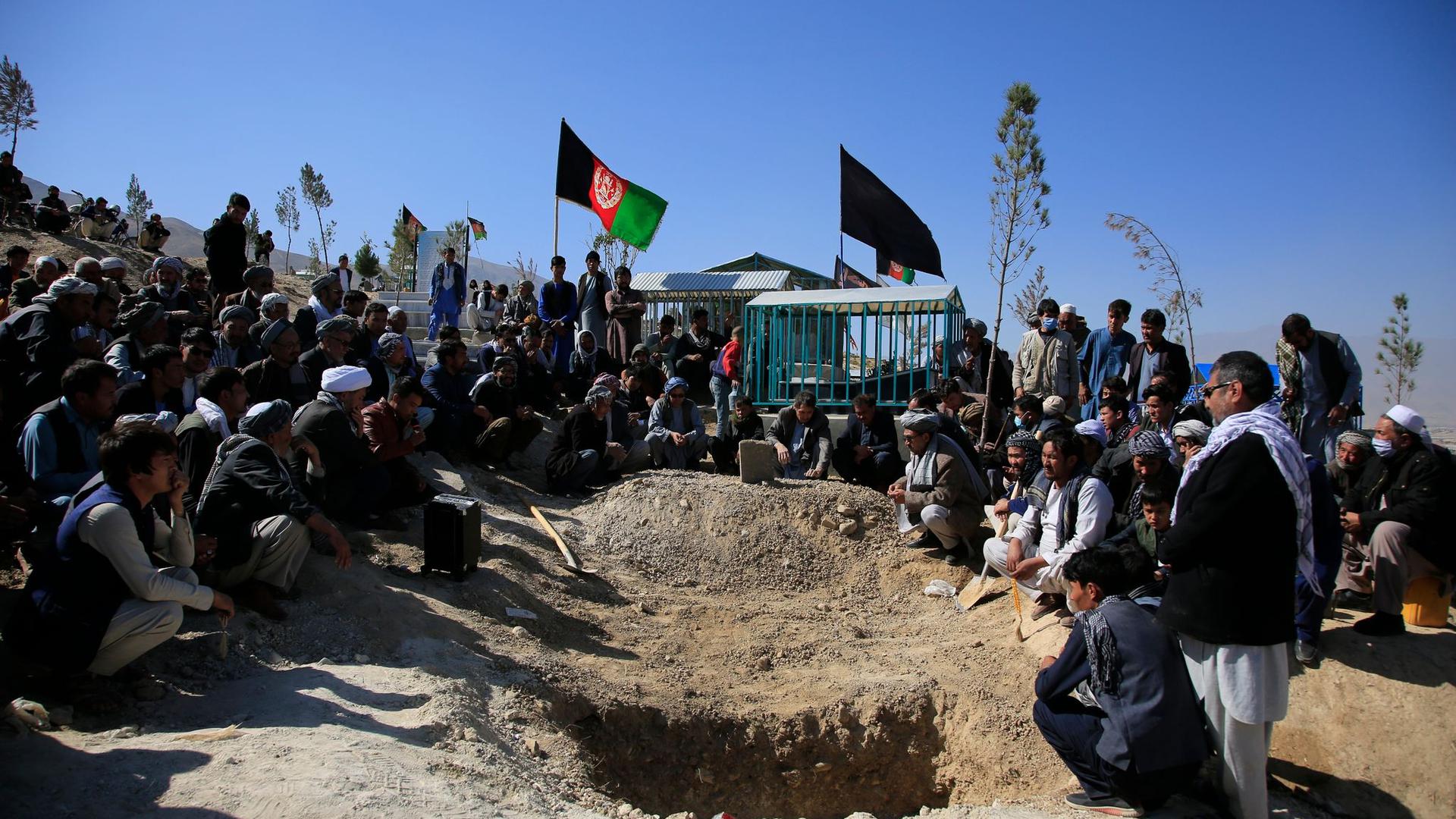 Beerdigung eines Opfers des Selbstmordanschlags vom 24. Oktober in Kabul.