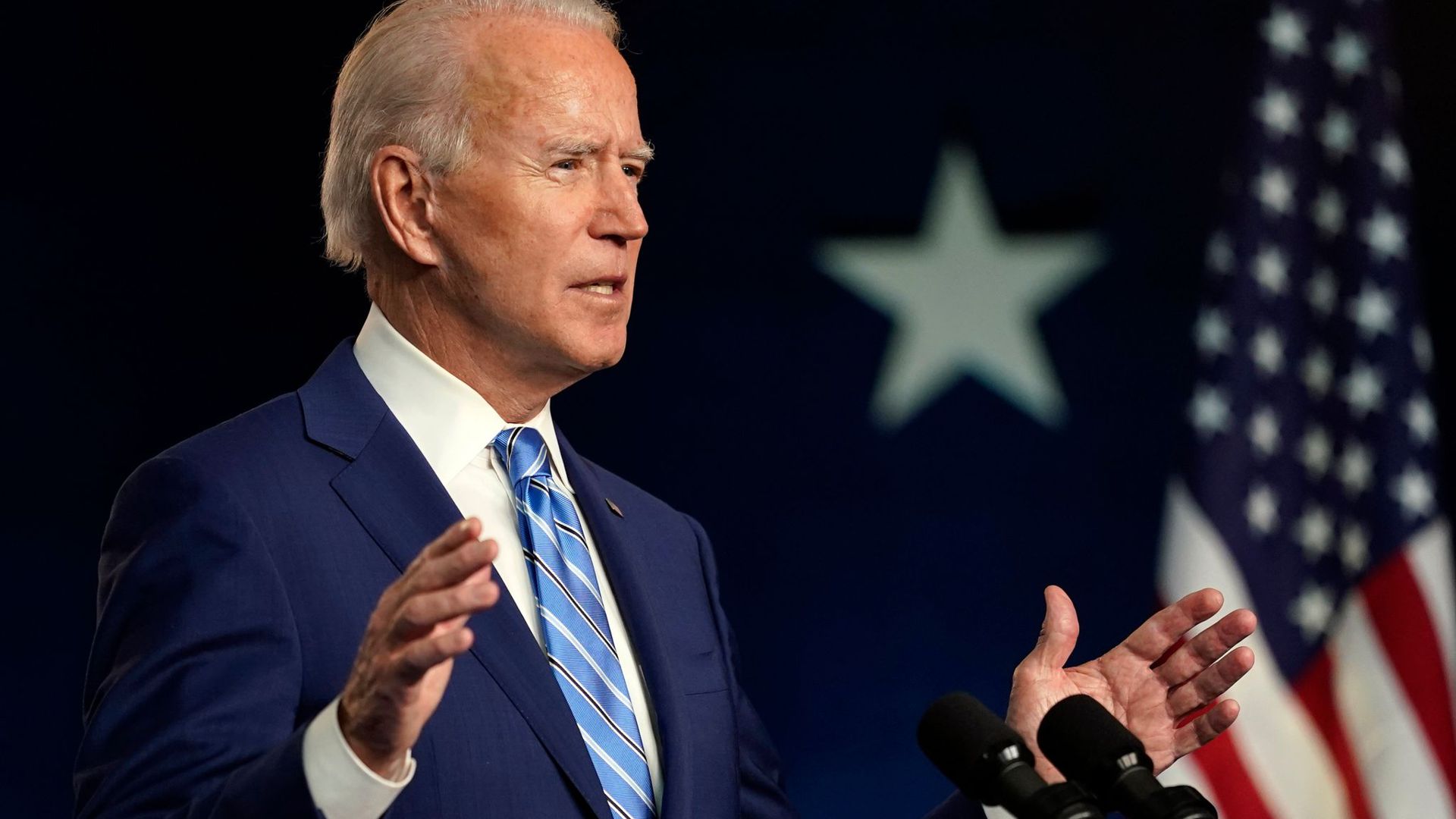 „Jetzt, nach einer langen Nacht des Zählens, ist es klar, dass wir genug Staaten gewinnen, um 270 Wahlstimmen zu erreichen, die erforderlich sind, um die Präsidentschaft zu gewinnen“, sagt Joe Biden bei einer Rede in Wilmington im US-Bundesstaat Delaware.