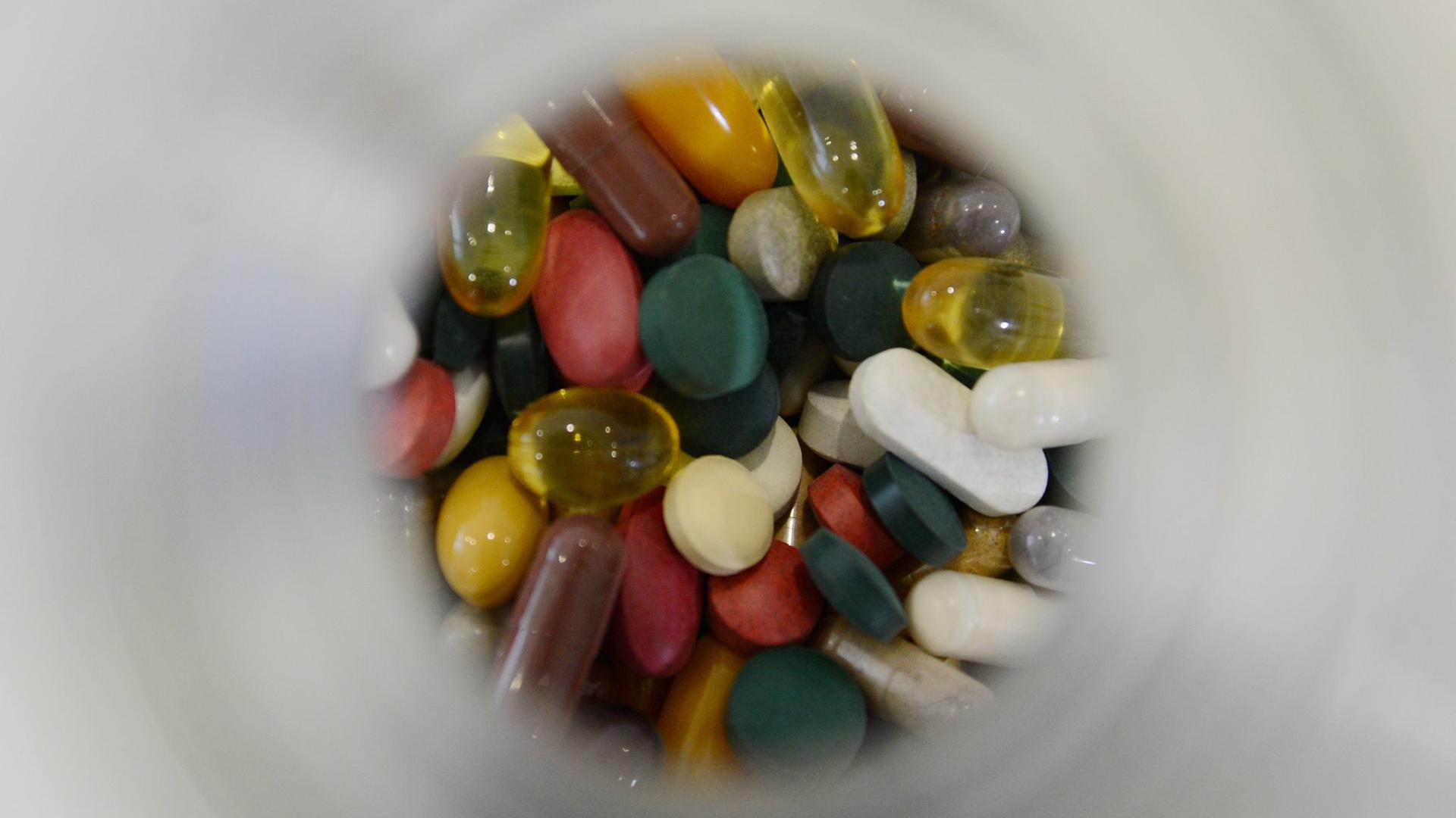 Laut Experten haben Nahrungsergänzungsmittel für viele Menschen die Anmutung eines Arzneimittels.