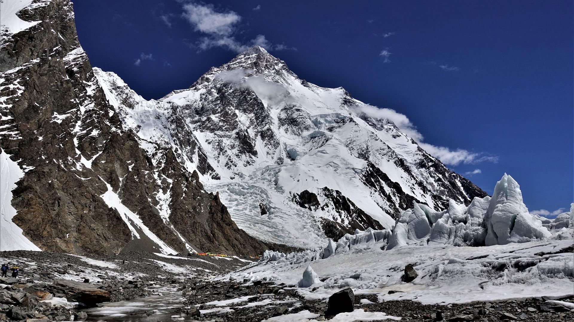 Der 8611 Meter hohe K2 in Pakistan ist der zweithöchste Berg der Welt und gilt als extrem schwierig.