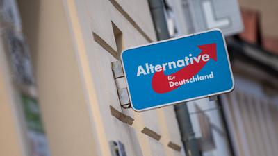 Im Streit um die Einstufung als Verdachtsfall durch den Verfassungsschutz hat das Verwaltungsgericht Köln den AfD-Antrag abgelehnt.