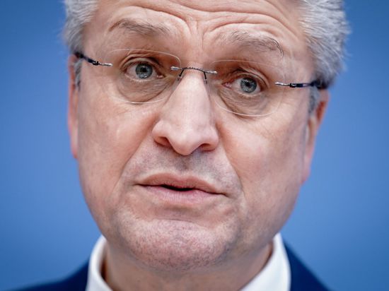 RKI-Präsident Lothar Wieler: „Es werden immer mehr Fälle und Ausbrüche der Varianten gemeldet.“