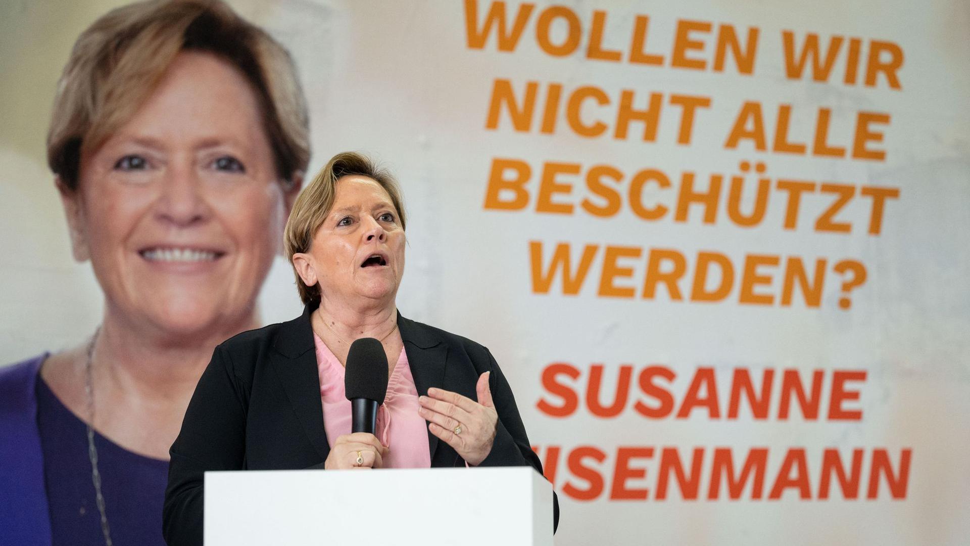 CDU-Spitzenkandidatin Susanne Eisenmann präsentiert die Wahlkampagne der baden-württembergischen CDU.