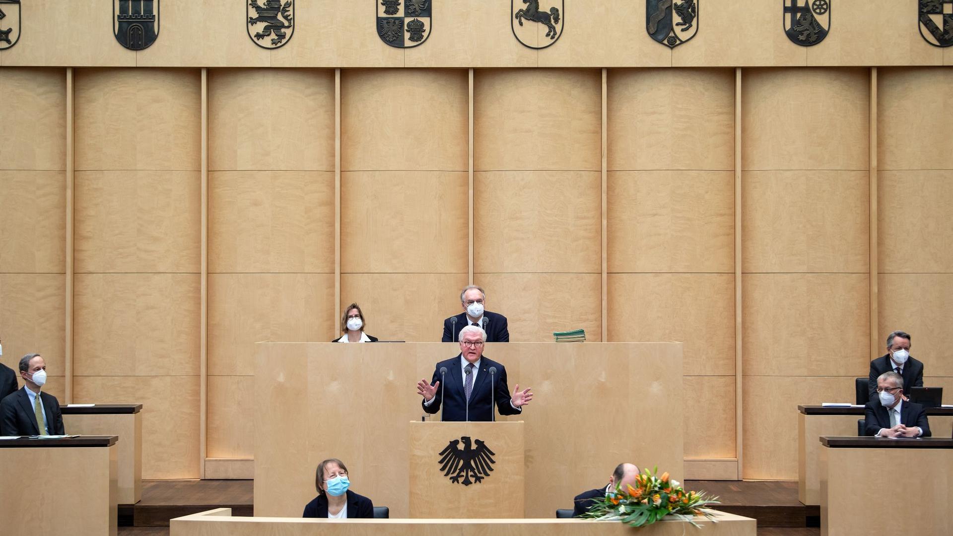 Bundespräsident Frank-Walter Steinmeier hält anlässlich der 1000. Sitzung im Deutschen Bundesrat eine Rede. Die Länderkammer hatte sich am 7. September 1949 in Bonn konstituiert - am selben Tag wie der Bundestag.