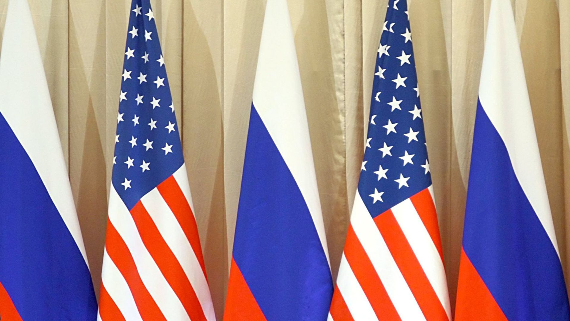 Auslöser der jüngsten Spannungen zwischen den USA und Russland war eine Interviewaussage von US-Präsident Biden: Dieser hatte die Frage bejaht, ob er seinen russischen Amtskollegen Putin für einen „Killer“ halte.